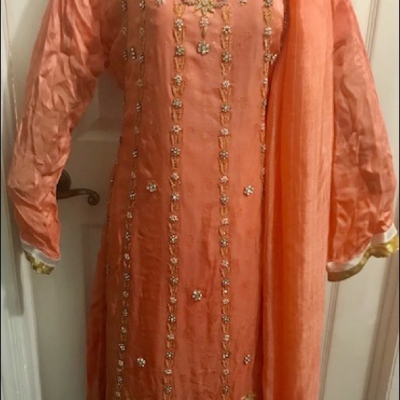 Peach georgette dress with gold work - Picture 1 of 2